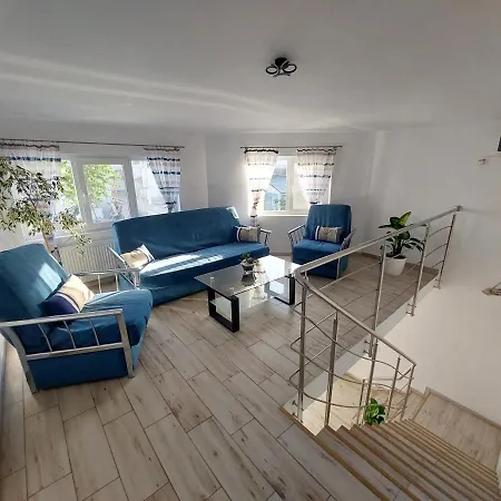 Seahorse 招待所 3*